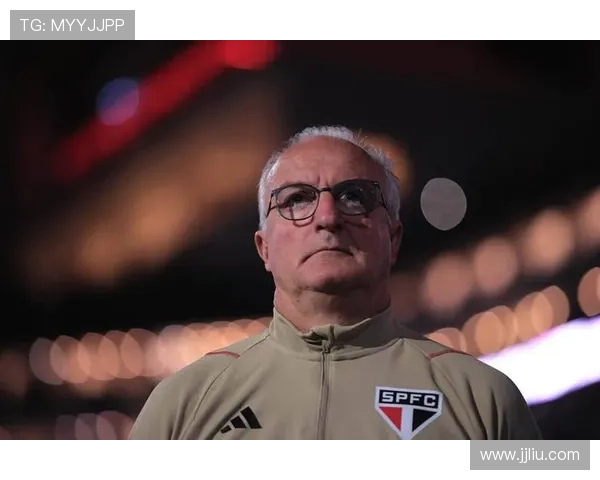 巴西足协确认多里瓦尔卸任国家队主帅引发巴西足球未来走向关注热