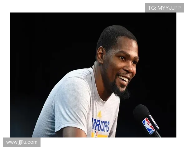 杜兰特引领全队进入稳定节奏 提升控场能力展现领袖风范