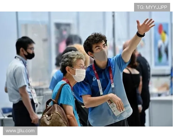 廷伯开箱阿森纳2526赛季主场球衣展现惊喜与诚意球迷期待满满