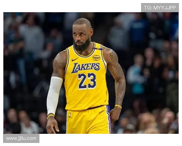 飞人乔丹盛赞詹姆斯称其能适应任何时代成为篮球核心 飞人乔丹盛赞詹姆斯称其能适应任何时代成为篮球核心